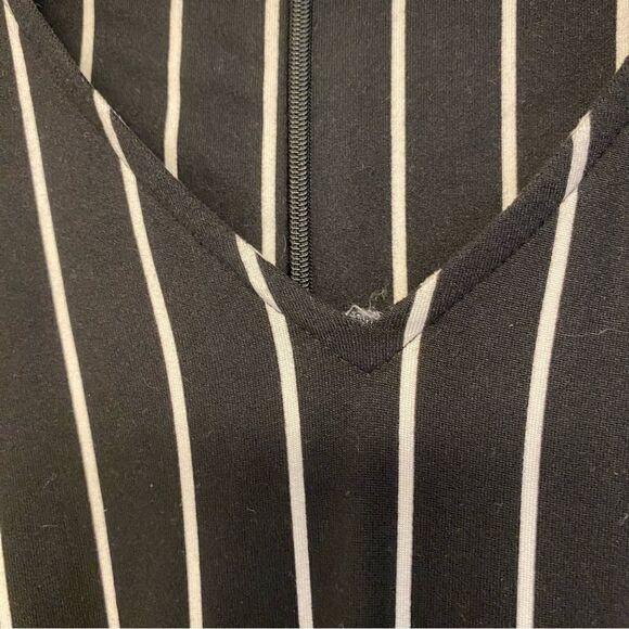 Est 1946 Black & White Striped Jumpsuit unitard cold shoulder long sleeve-xs - Picture 10 of 15